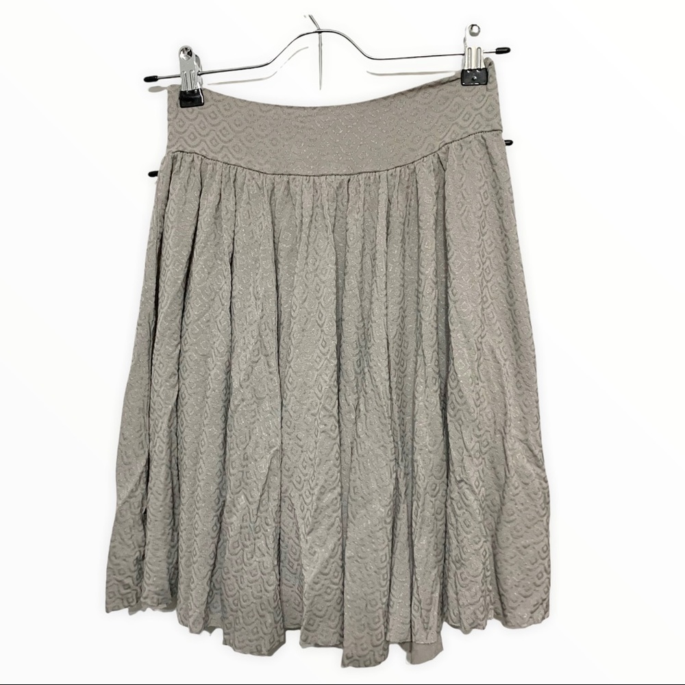 ☠️ Fossil gray&silver high waisted skater skirt ☠️ - Picture 1 of 5